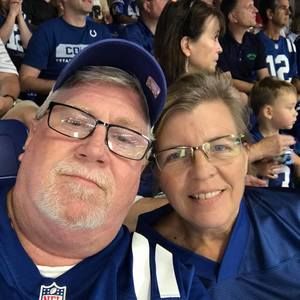 Meet your Posher, Connie